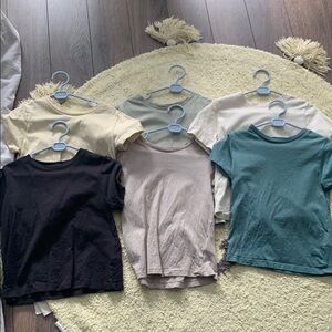 H&M Black and Cream Short Sleeve Tees